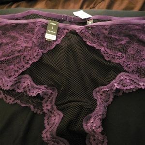 Sz 2 nwt torrid cheeky panties